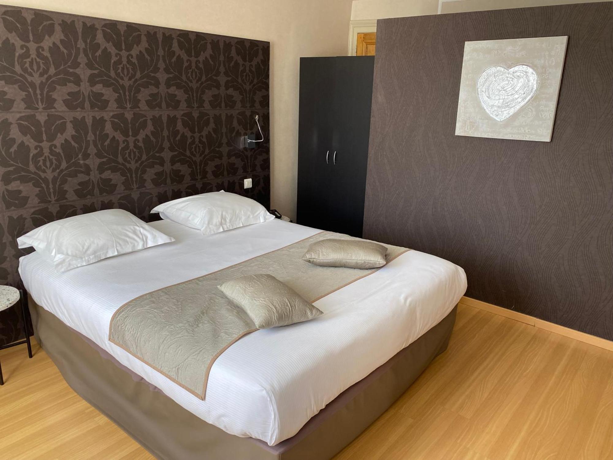 Hotel Saint-Pierre Pontarlier Luaran gambar